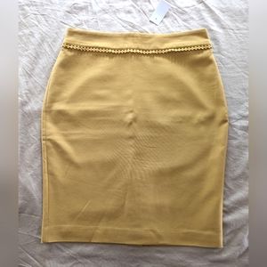 NEW Ann Taylor Factory Lined Mustard Colored Pencil Skirt Size 4